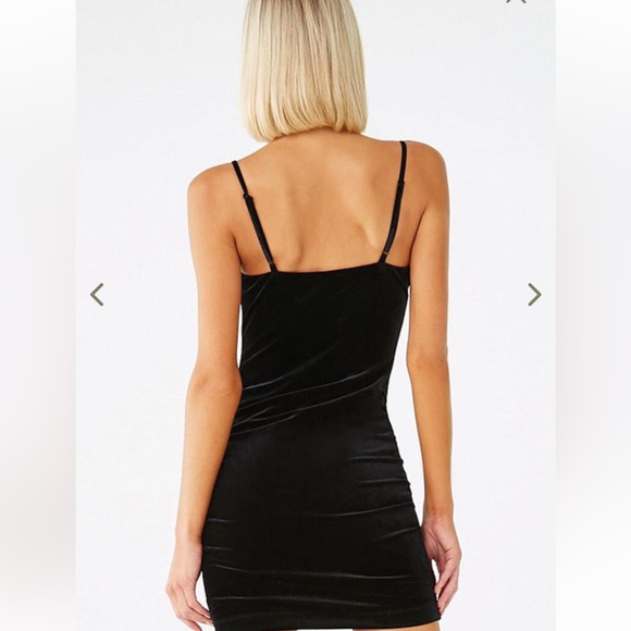 Forever 21 Black Lace Mini Regular Fit A Line Dress - Picture 3 of 9